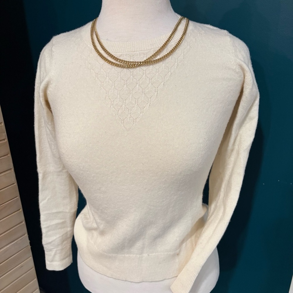 Nanette Lepore Cream Crew Neck fine merino wool Sweater. Old money/ minimalist - Picture 3 of 7